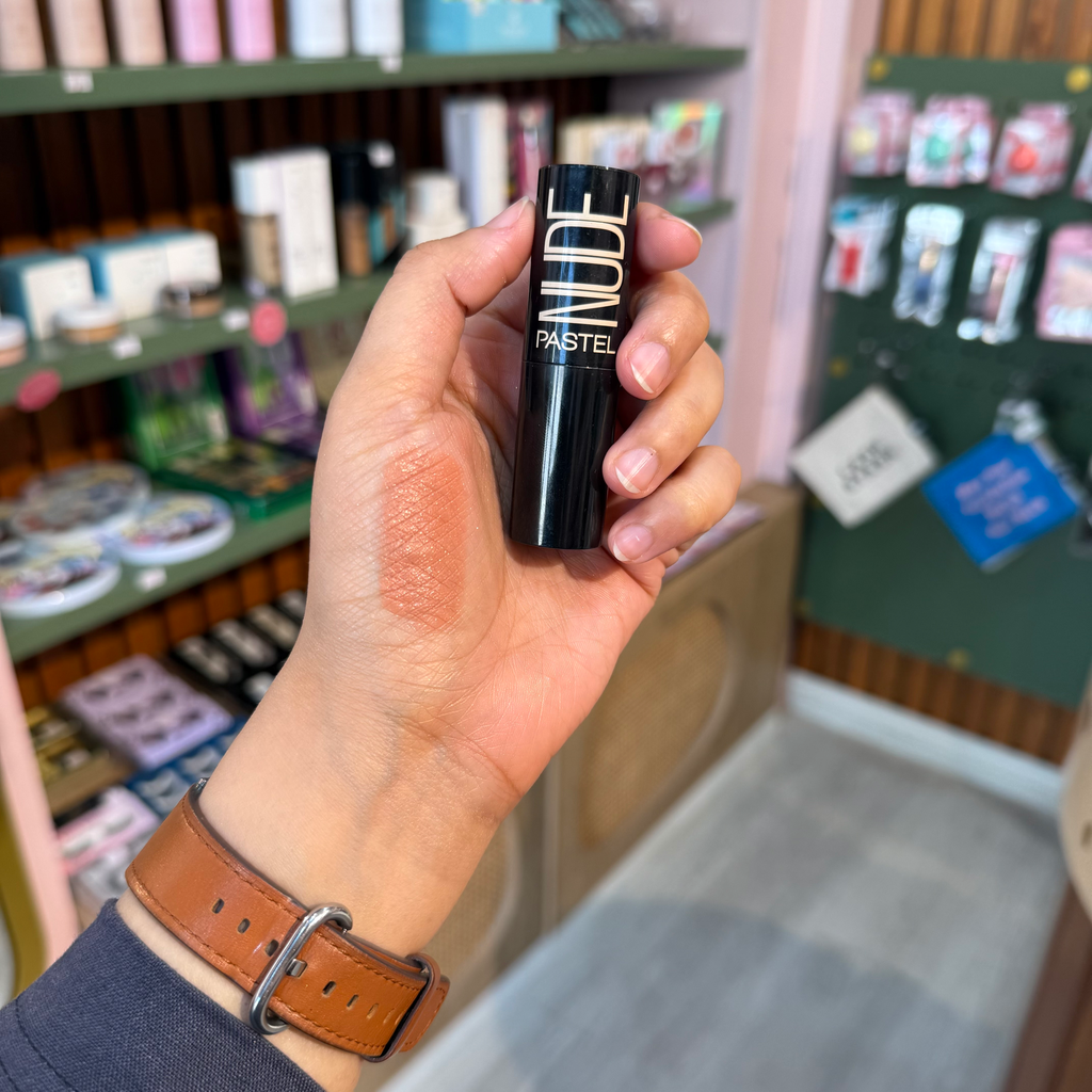 أحمر شفاه باستيل نود 535