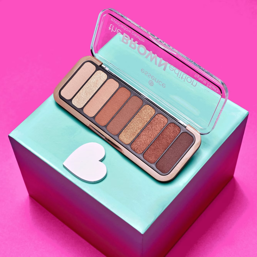 Essence the BROWN edition eyeshadow palette