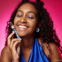 Essence Harley Quinn Multi-Reflective Lipgloss - 02