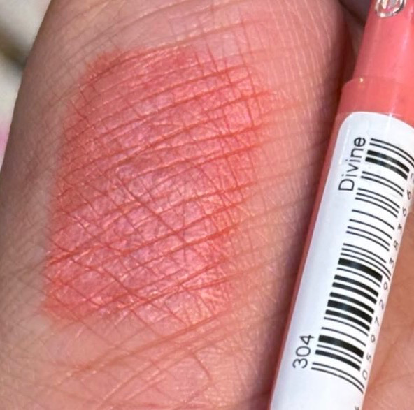 Essence soft & precise LIP PENCIL