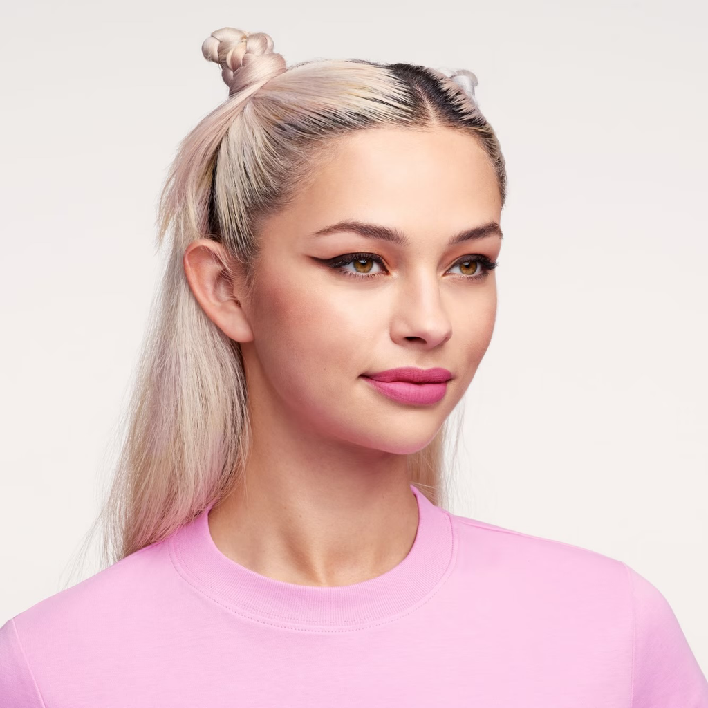 اسنس أحمر شفاه سائل مت يدوم لمدة 8 ساعات