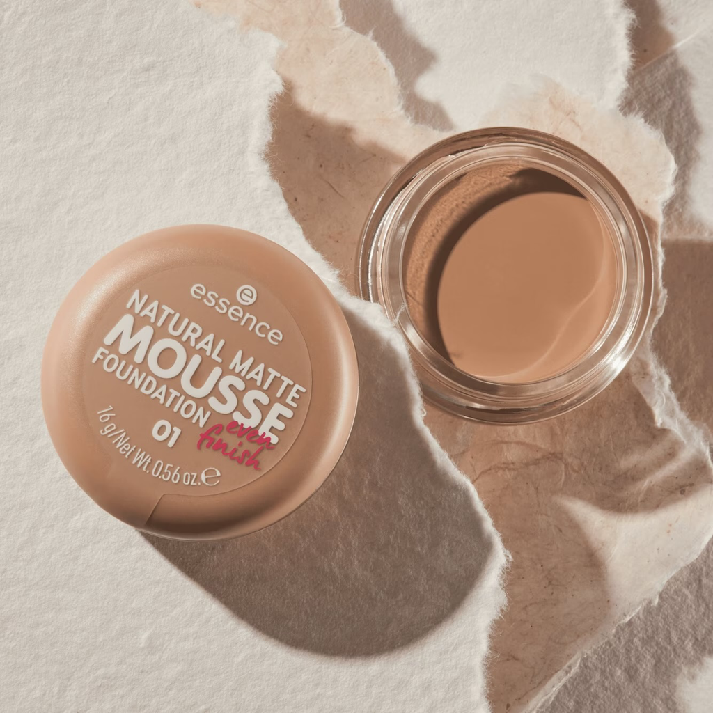 Essence NATURAL MATTE MOUSSE FOUNDATION (01 -)