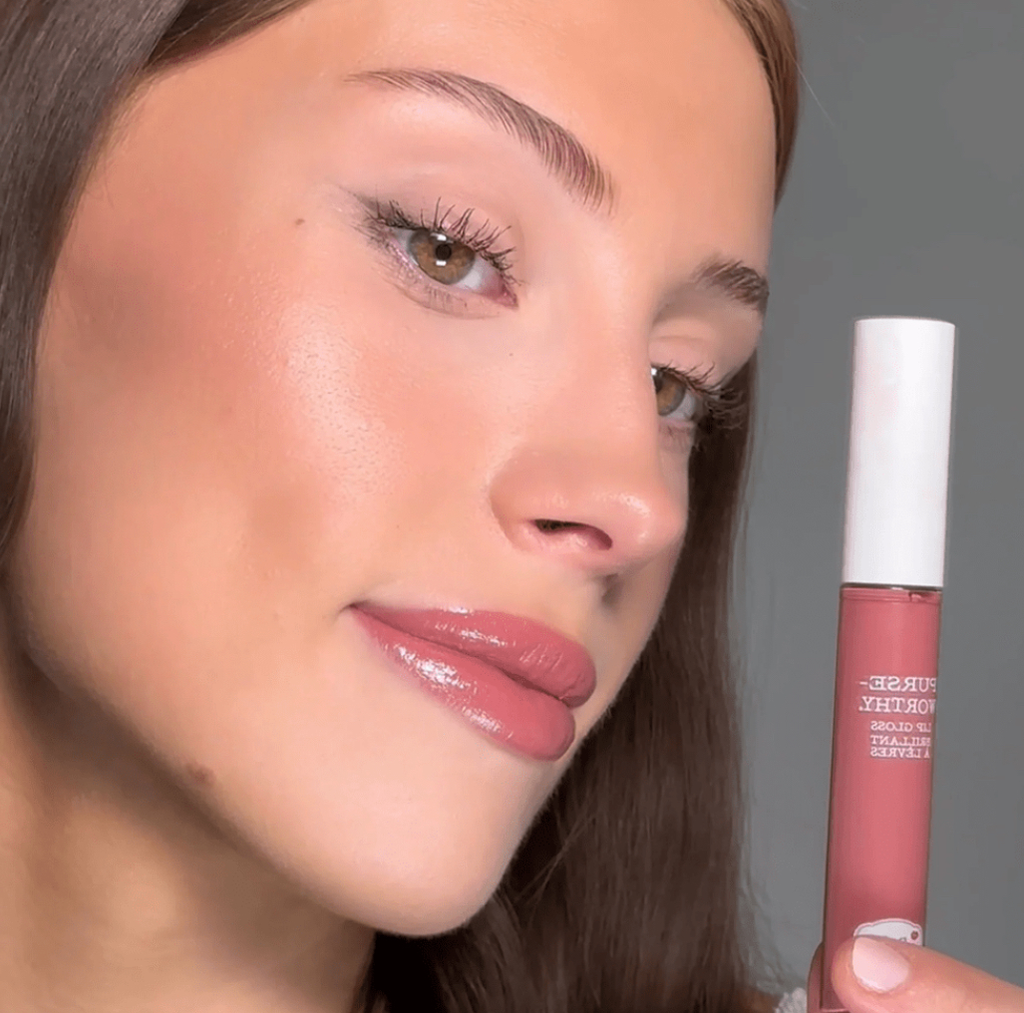 theBalm Purse-Worthy® Lip Gloss (Clutch)