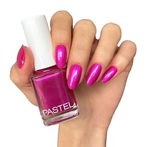 PASTEL NAIL POLISH 