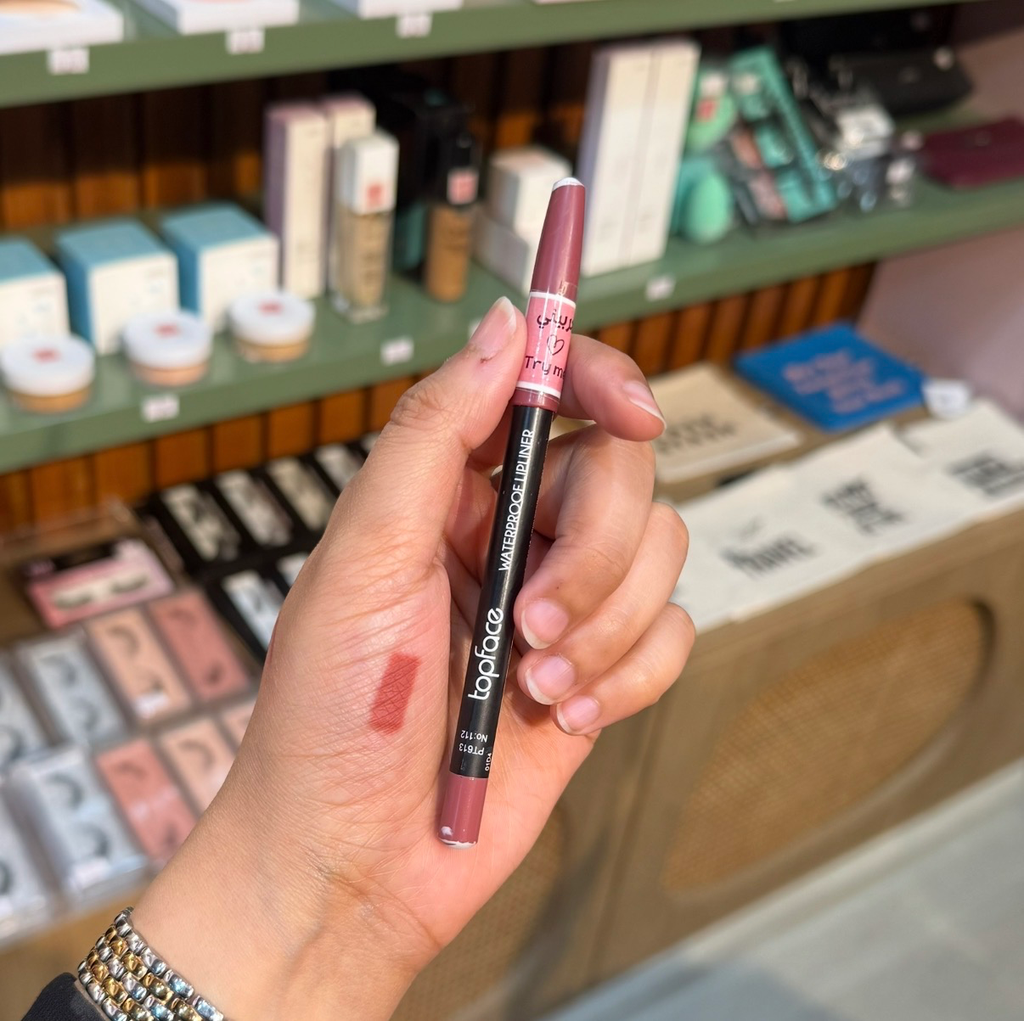 محدد الشفاه الجاف مقاوم للماء من توب فيس