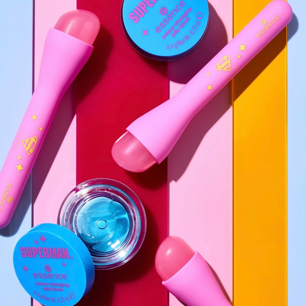 Essence Superman colour-changing jelly blush
