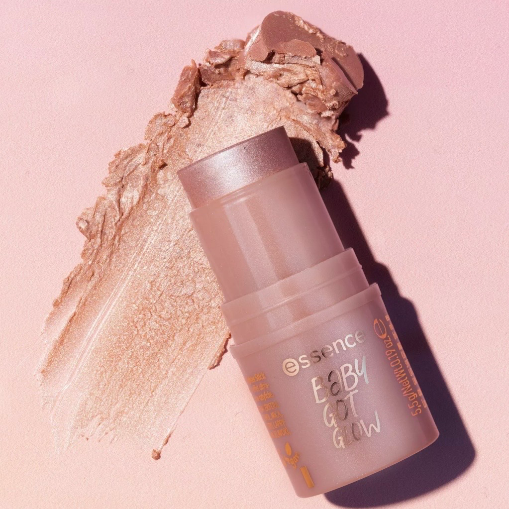 Essence Stick iluminador BABY GOT HOLO GLOW