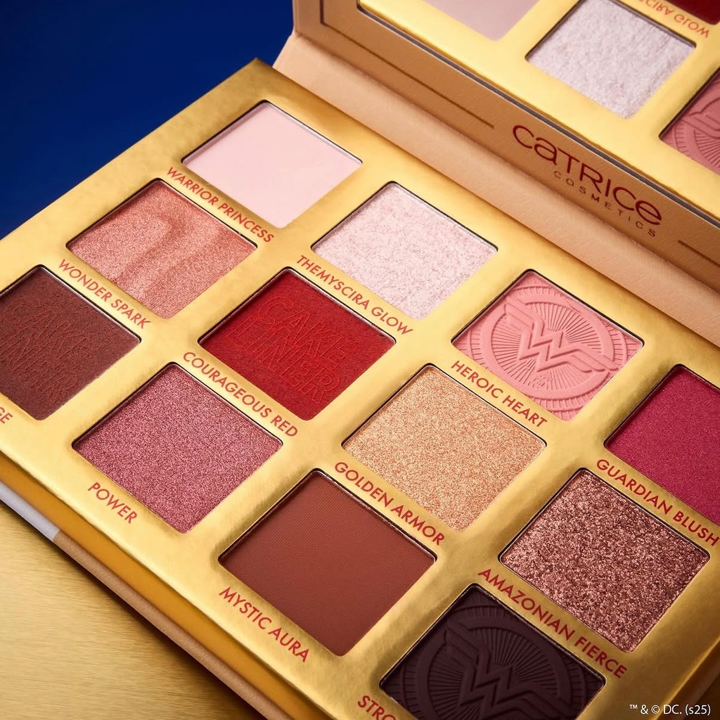 Wonder Woman Eyeshadow Palette 20